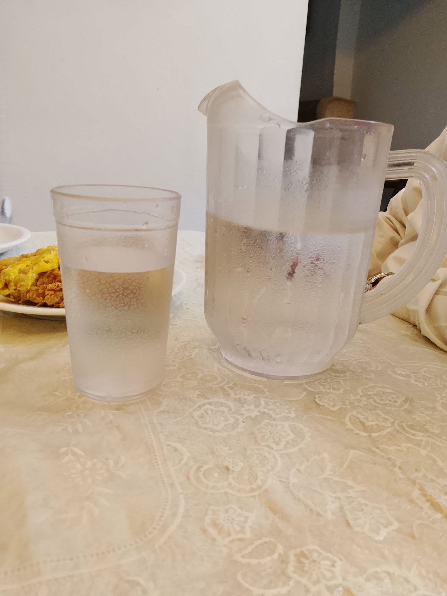 Unbreakable Premium Jug & 6 Frosted Glasses
